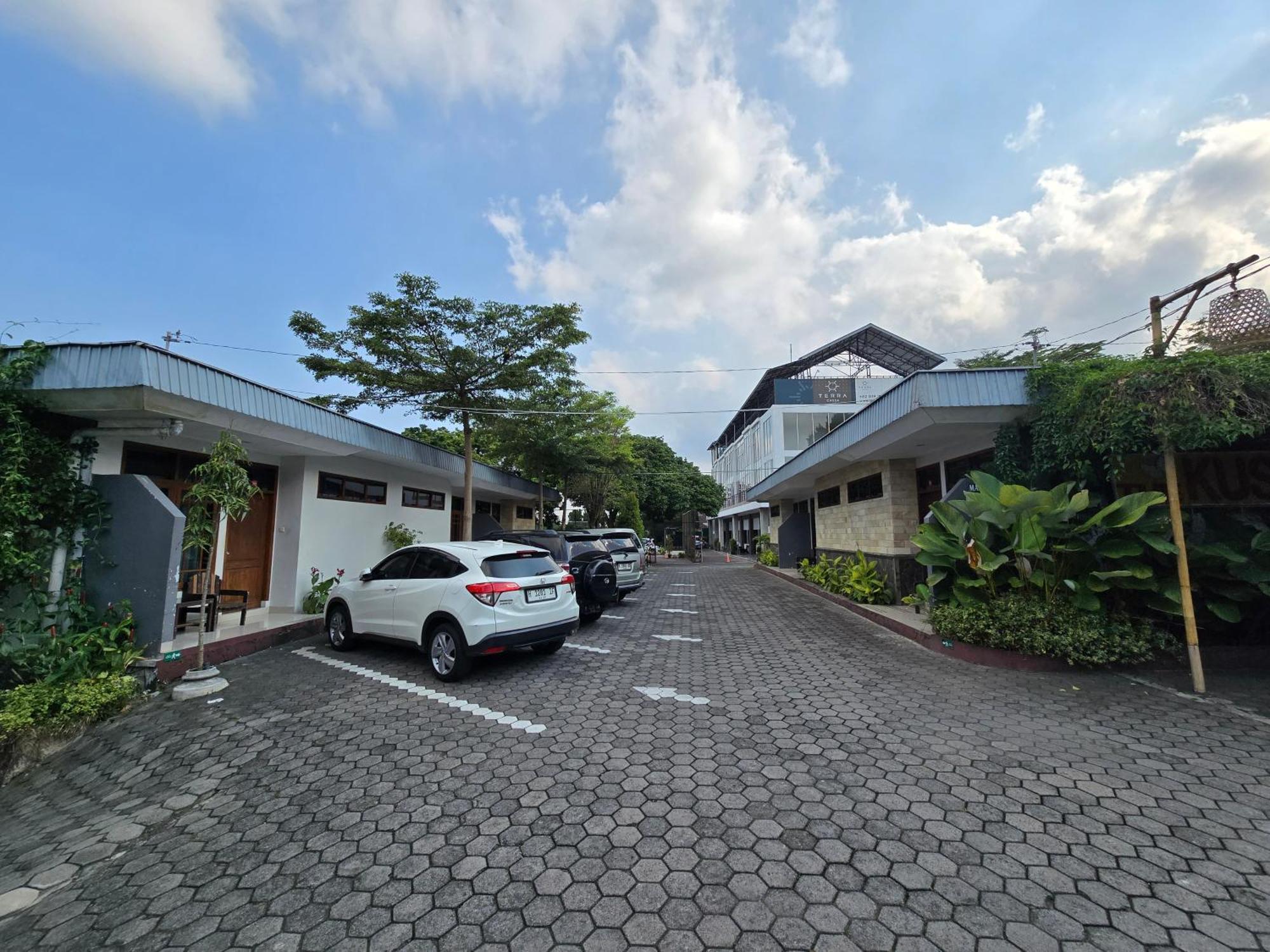 Kusma Hotel Bandungan Semarang Exteriér fotografie